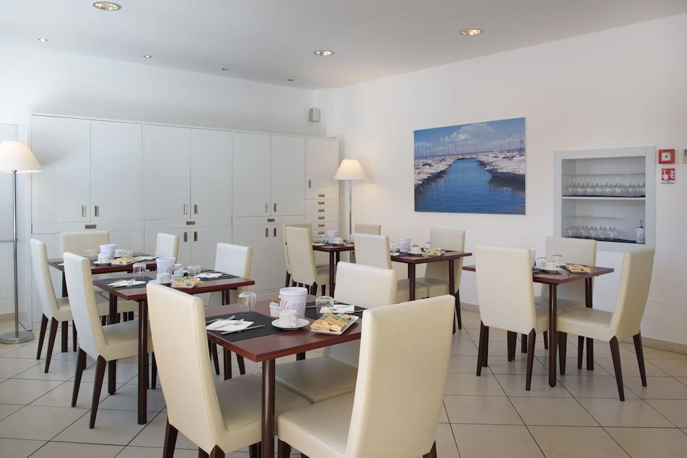 Hotel Ristorante La Marina Mhotelsgroup San Bartolomeo Al Mare Exterior foto